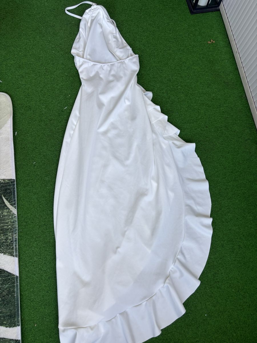 Vestiti: Kleid grS – Usato da Zug venduto da Biki72 4