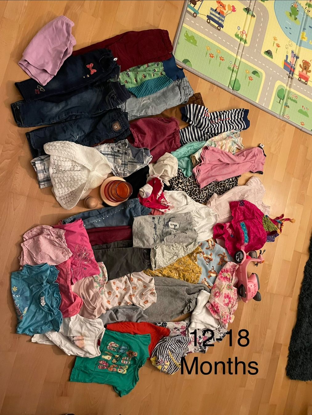Lotti di vestiti: Clothes from new born to 2+, diaper bin & bottle sterilizer – Usato da Meilen venduto da val_tsv8 7