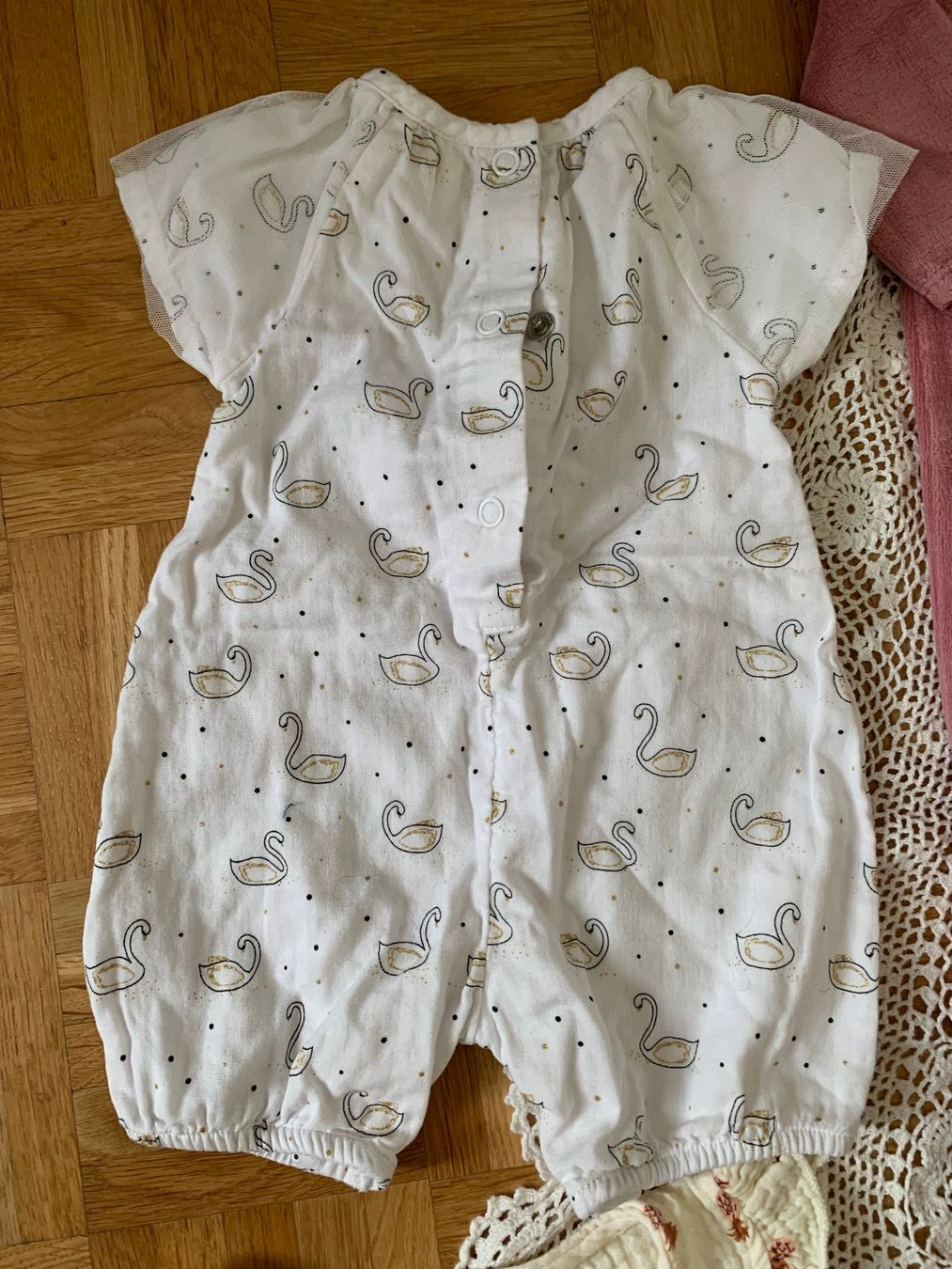 Lotti & Set di vestiti: Set 3 Overalls + Pyjamas Gr.62 – Usato da Moutier venduto da chDuplessy 1