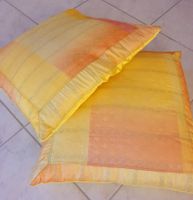 ** NEU ** 2 grosse Seiden-Kissen aus Bali 60x60cm