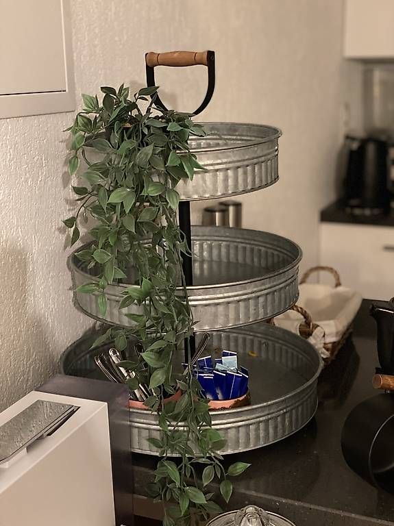 Scaffali: Etagère 3-teilig – Usato da Pfäffikon ZH venduto da hobbyclown