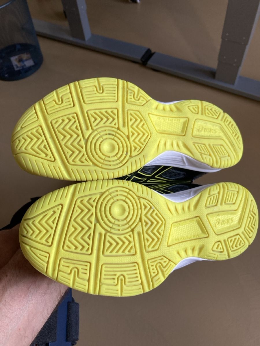 Scarpe per ragazzi: Hallenschuhe asics 34,5 – Usato da Lohn-Ammannsegg venduto da Christoff1 1