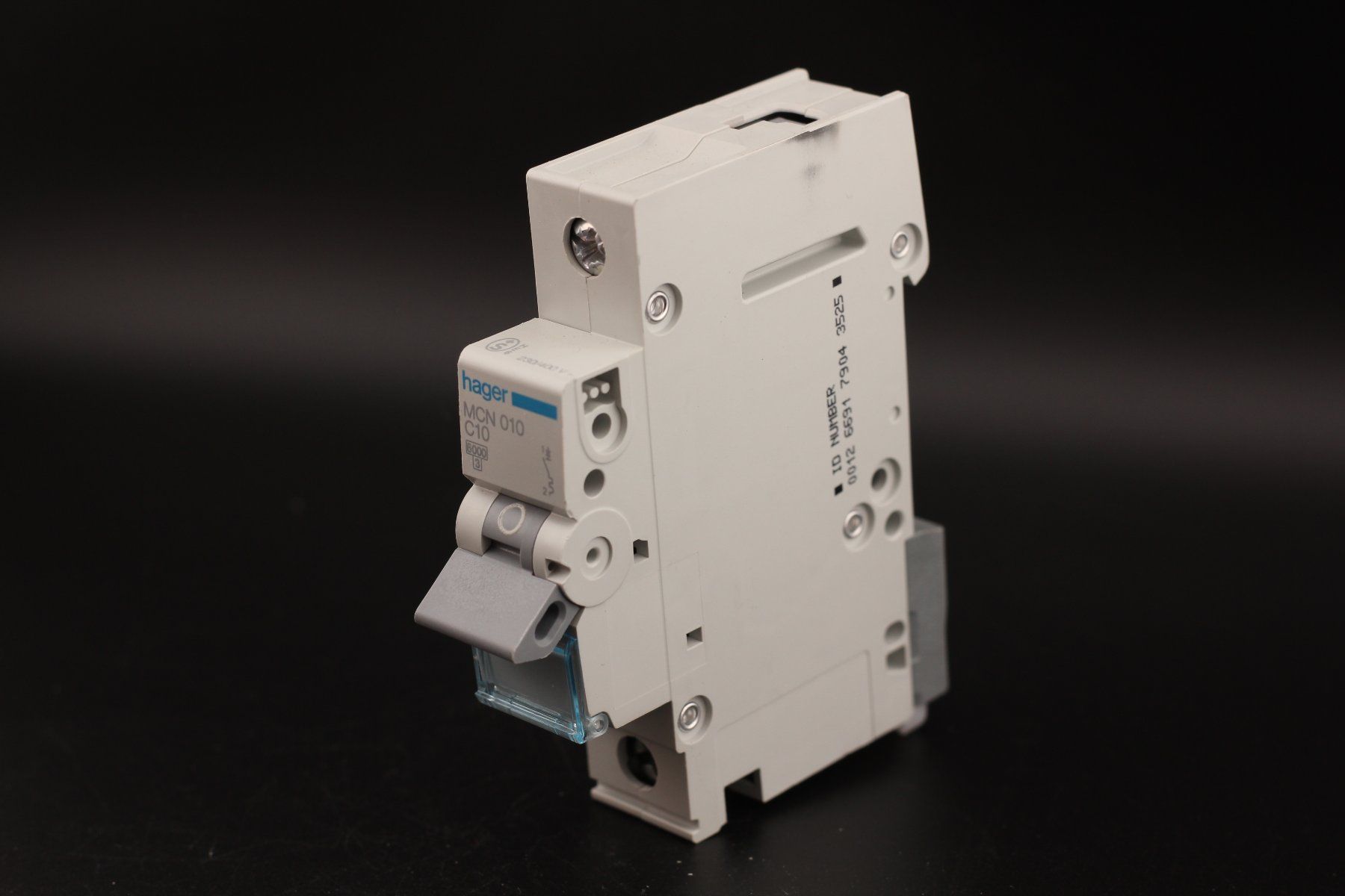 Hager Interruttori: Hager MCN 010 C10 MCN010 LS – Usato da Winterthur venduto da Hint17 2