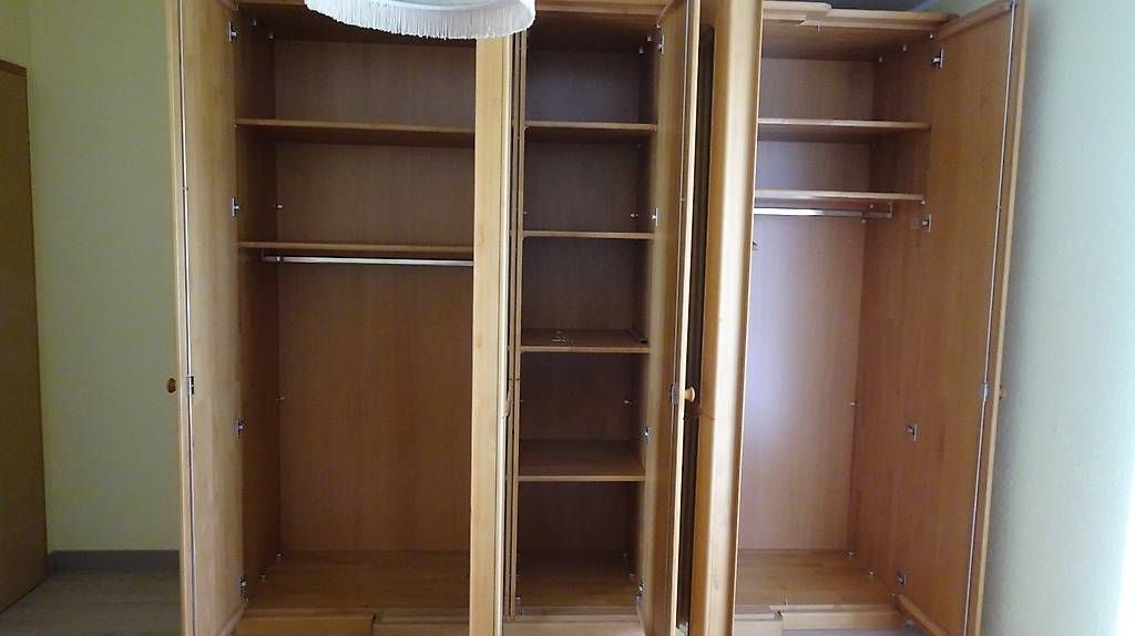 Letti: Komplettes, vollholz Schlafzimmer – Usato da Kaisten venduto da Cbunt 4