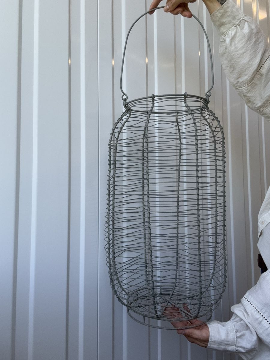 Tutte le decorazioni: Vintage-Laternenhalter aus Draht  – Usato da Bern venduto da wisemagpie 1