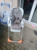Kinderhochstuhl, bereit für die nächste Mahlzeit 