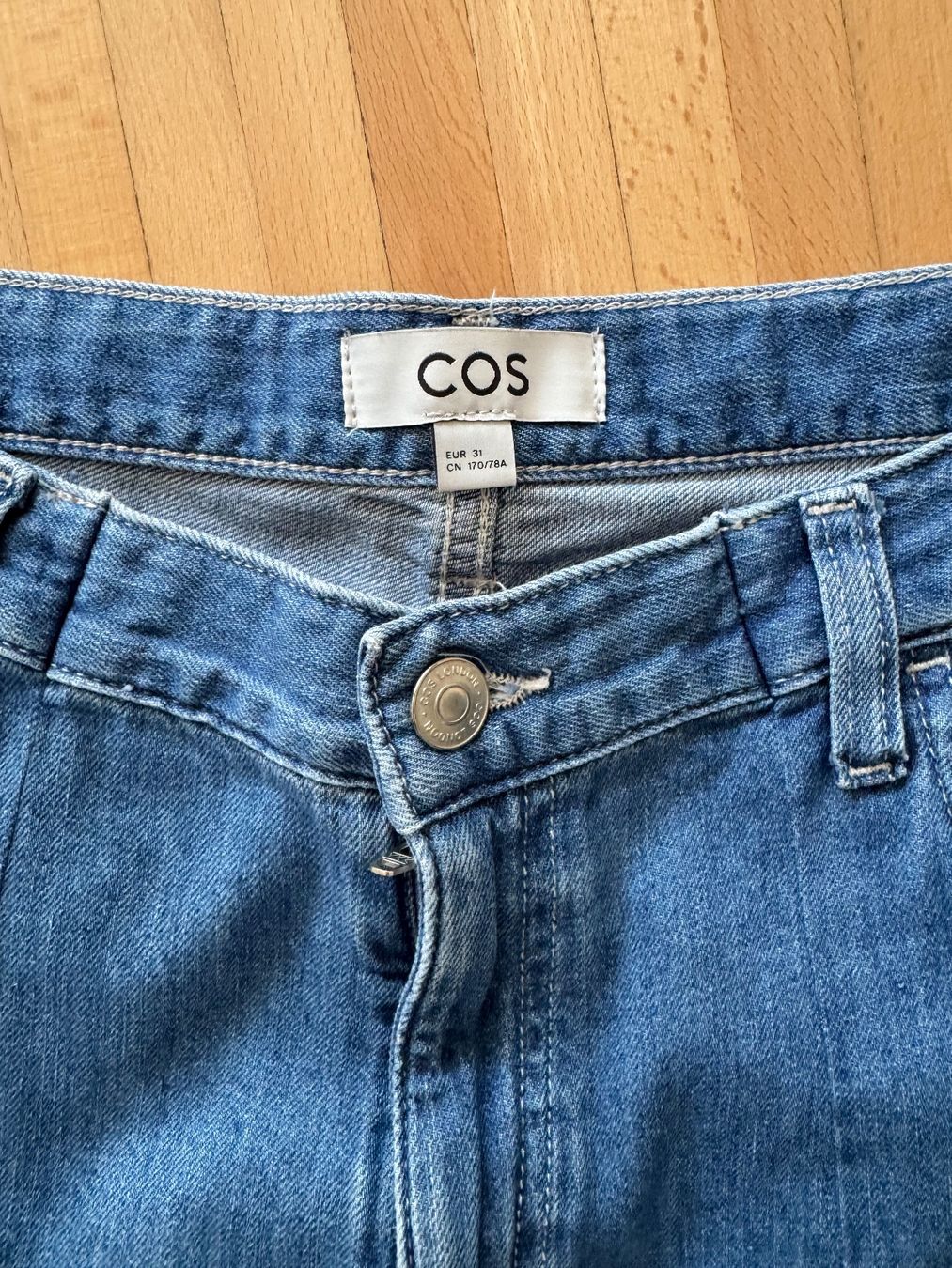 Cos Jeans: COS Jeans – Usato da Reinach BL venduto da Furyrenggli 3