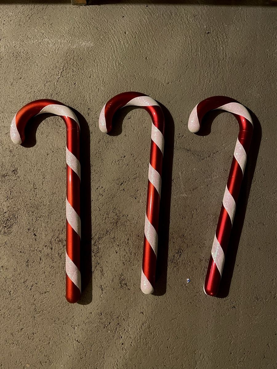 Alle Dekorationen: 3 Zuckerstangen - gepflegt – Gebraucht aus Chur von Hechtl2