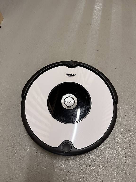 Aspirapolveri & Accessori: iRobot Roomba 605 – Usato da Meggen venduto da hun_p282