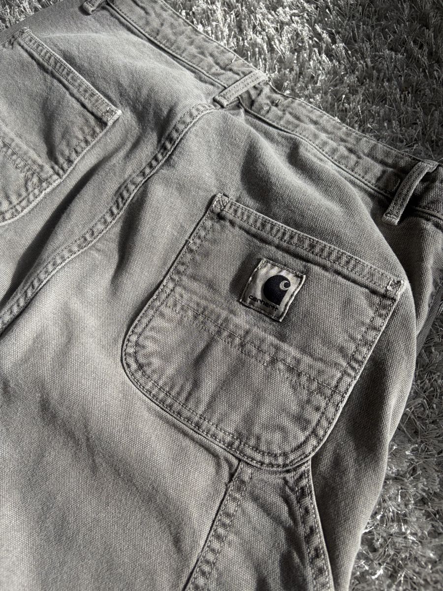 Carhartt Jeans: Carhartt Straight Grey Pants Size 26 – Nuovo (secondo la descrizione) da Brislach venduto da edu_t6pq 1