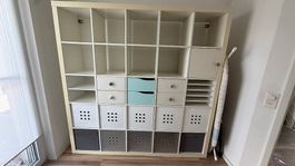 IKEA KALLAX Regal 5x5 weiss inkl. Einsätzen und Boxen
