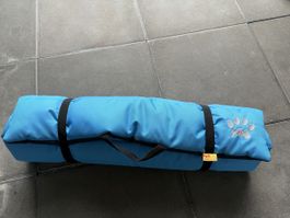 Kyli Outdoor Hundematte blau/anthrazit – 120 × 80 cm