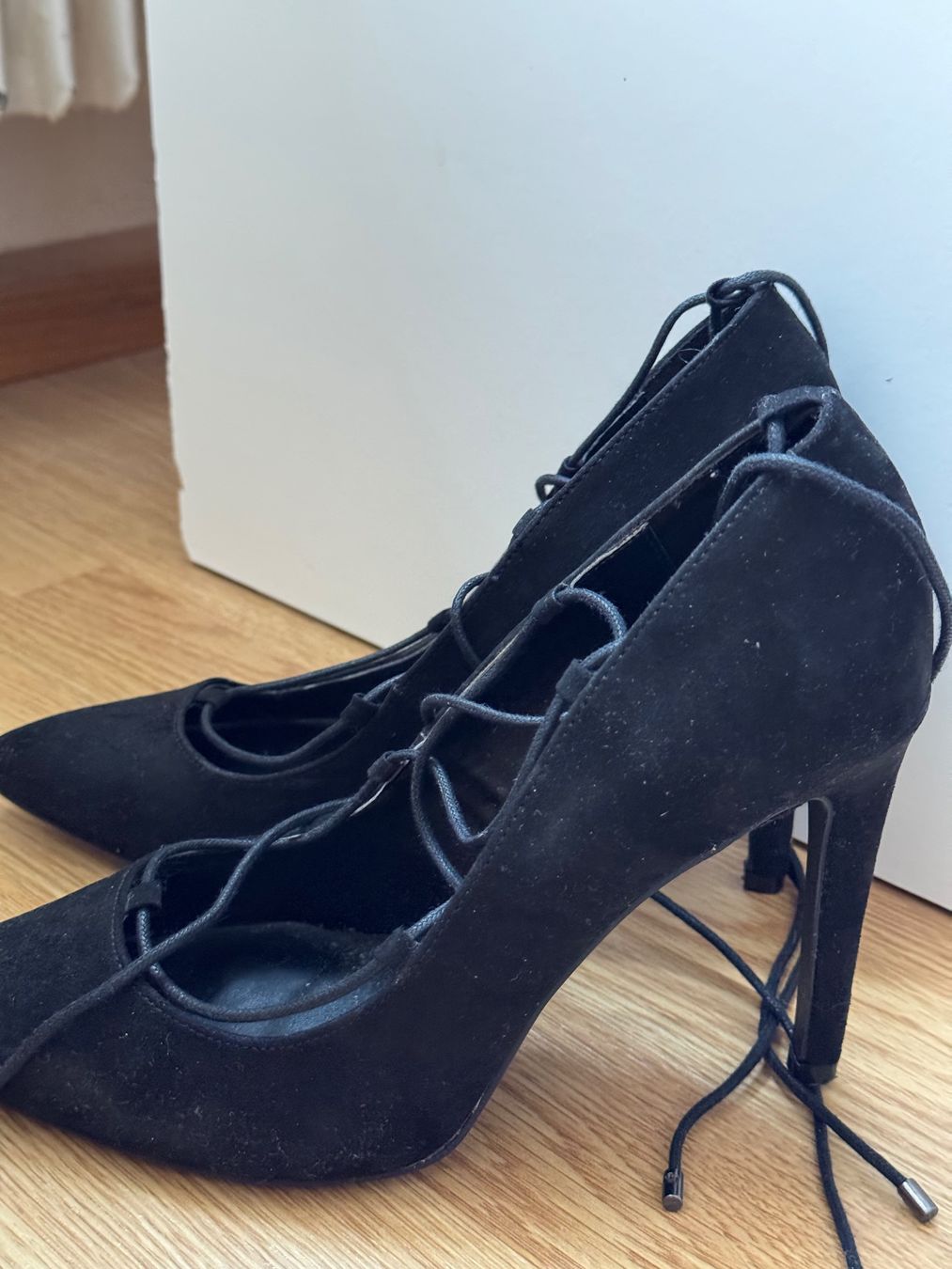 Bershka Scarpe da donna: High Heels zum Schnüren – Usato da Basel venduto da cey_ns7g 1