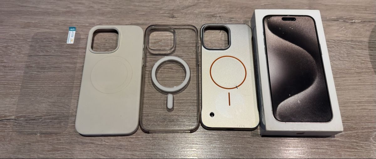 Apple Telefoni cellulari / Smartphones: iPhone 15 pro Max 256gb titane naturel – Nuovo (secondo la descrizione) da Muraz (Collombey) venduto da Tiagoveiga20 7