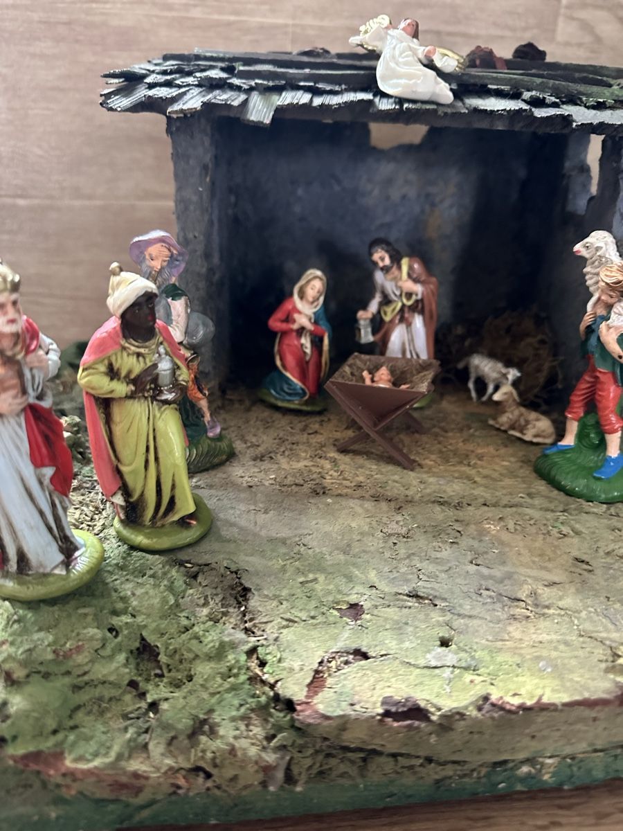 Toutes les décorations: Alte Krippe – D'occasion à Oberentfelden par vilibrand 1