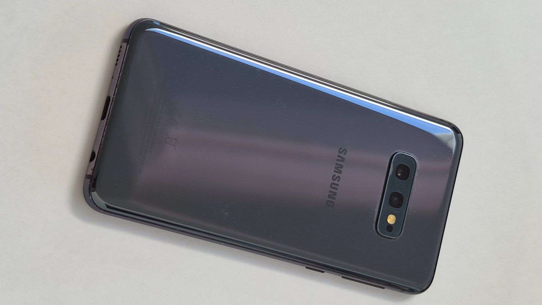 Samsung Telefoni cellulari / Smartphones: Samsunng Galaxy S10e – Usato da Meggen venduto da HomerSi 2