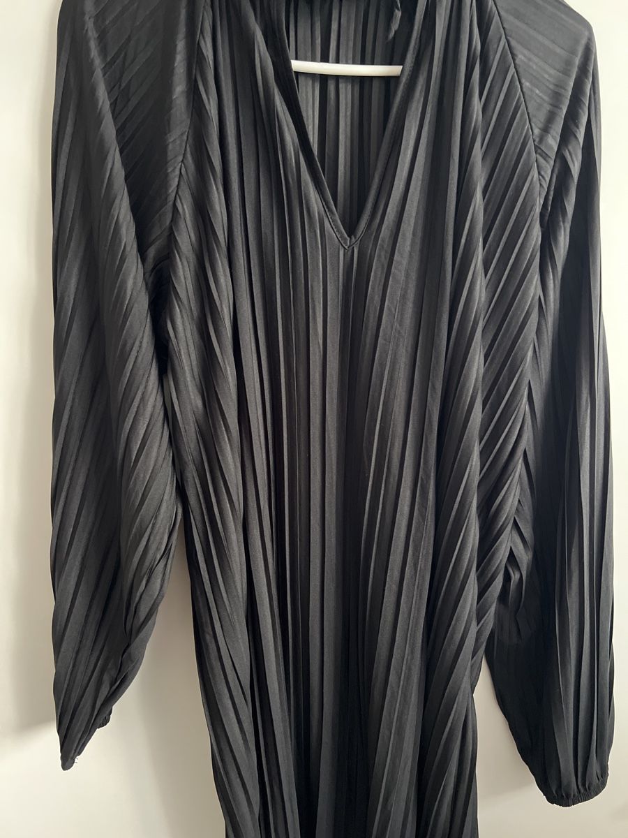 Zara Vestiti: Robe Zara noire taille S – Usato da Renens VD venduto da sar_bwz5 1