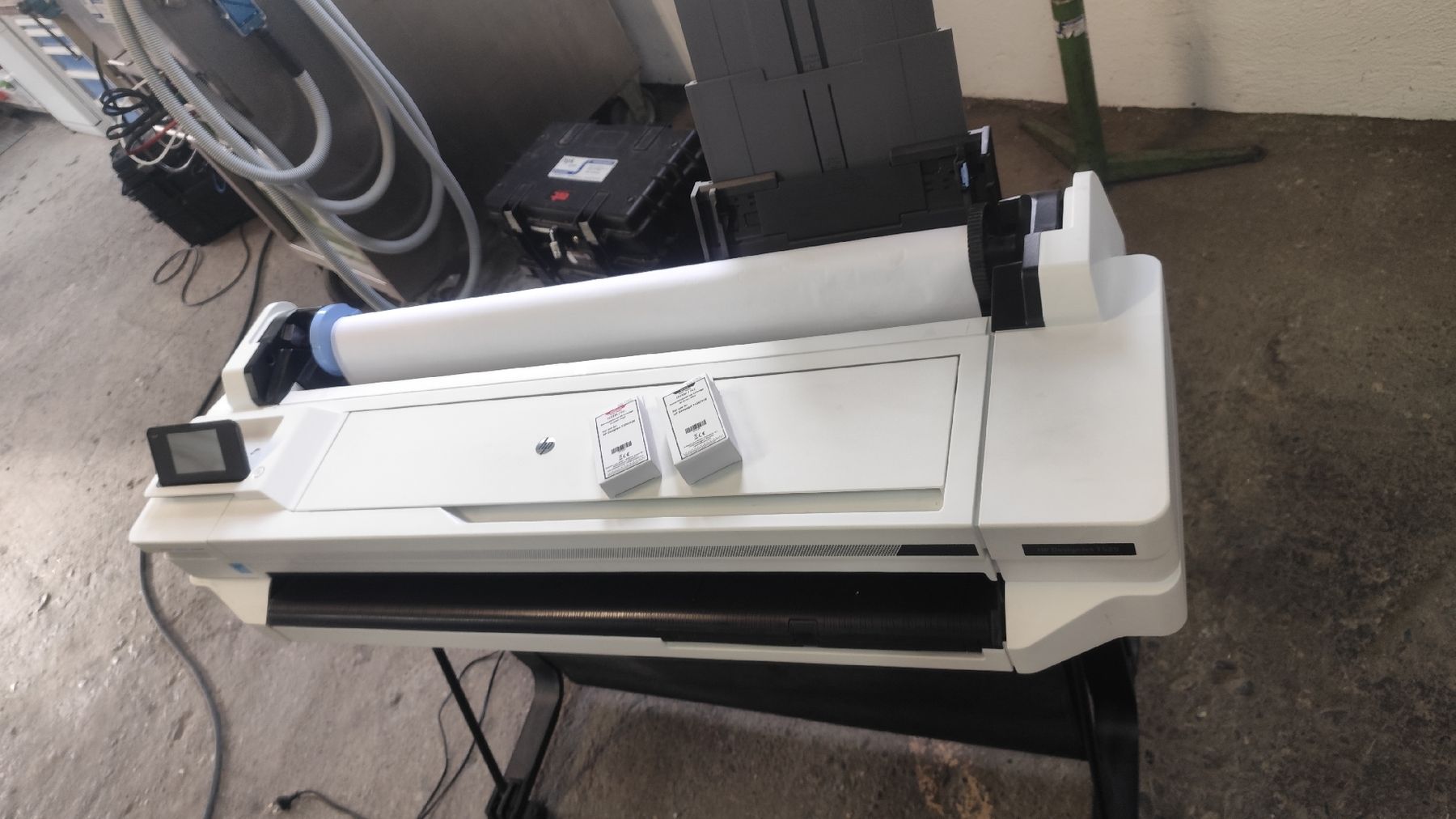 Hewlett Packard Stampanti: HP Plotter DesignJet T525 mit Zubehör – Usato da Liebefeld venduto da Oakman771