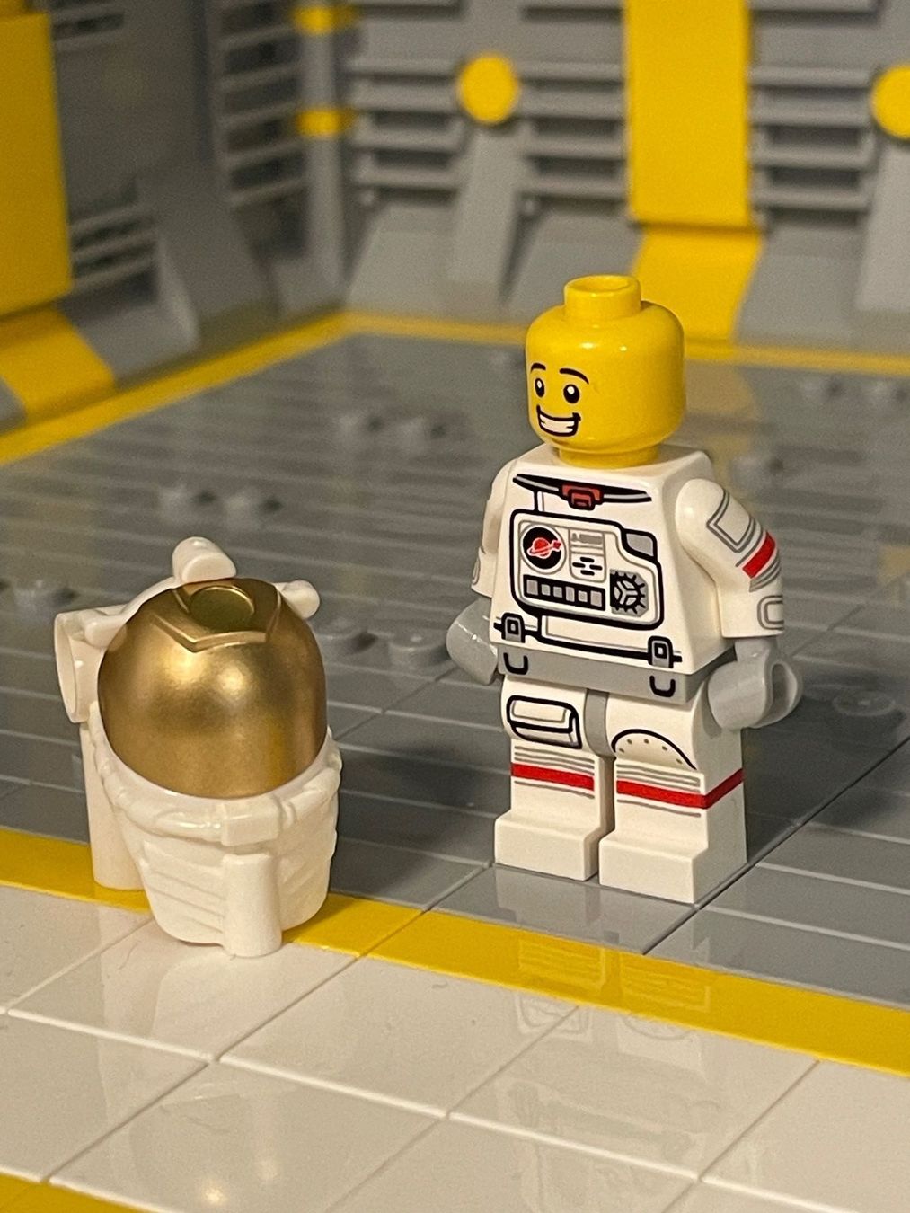 Lego Kit di costruzioni: LEGO Astronaut NEU – Nuovo (secondo la descrizione) da Lengnau AG venduto da Chefe43 1