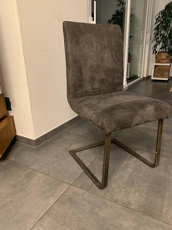 Sedie: 6 chaises pour table à manger – Usato da Colombier NE venduto da Silviom06