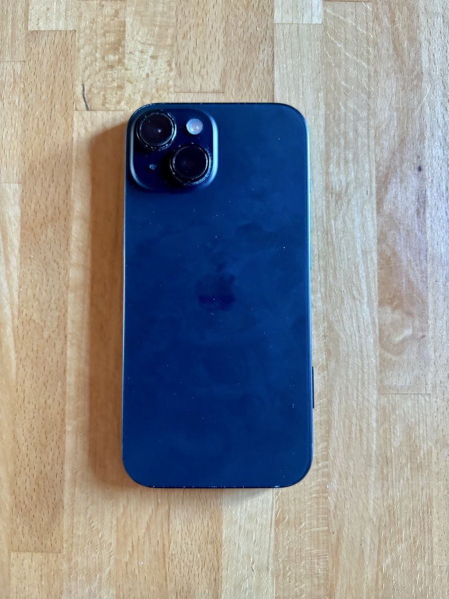 Apple Handys / Smartphones: Iphon 15 gebrauchter Zustand/ leichte Defekte  – Gebraucht aus Steckborn von bra_f7jy 3