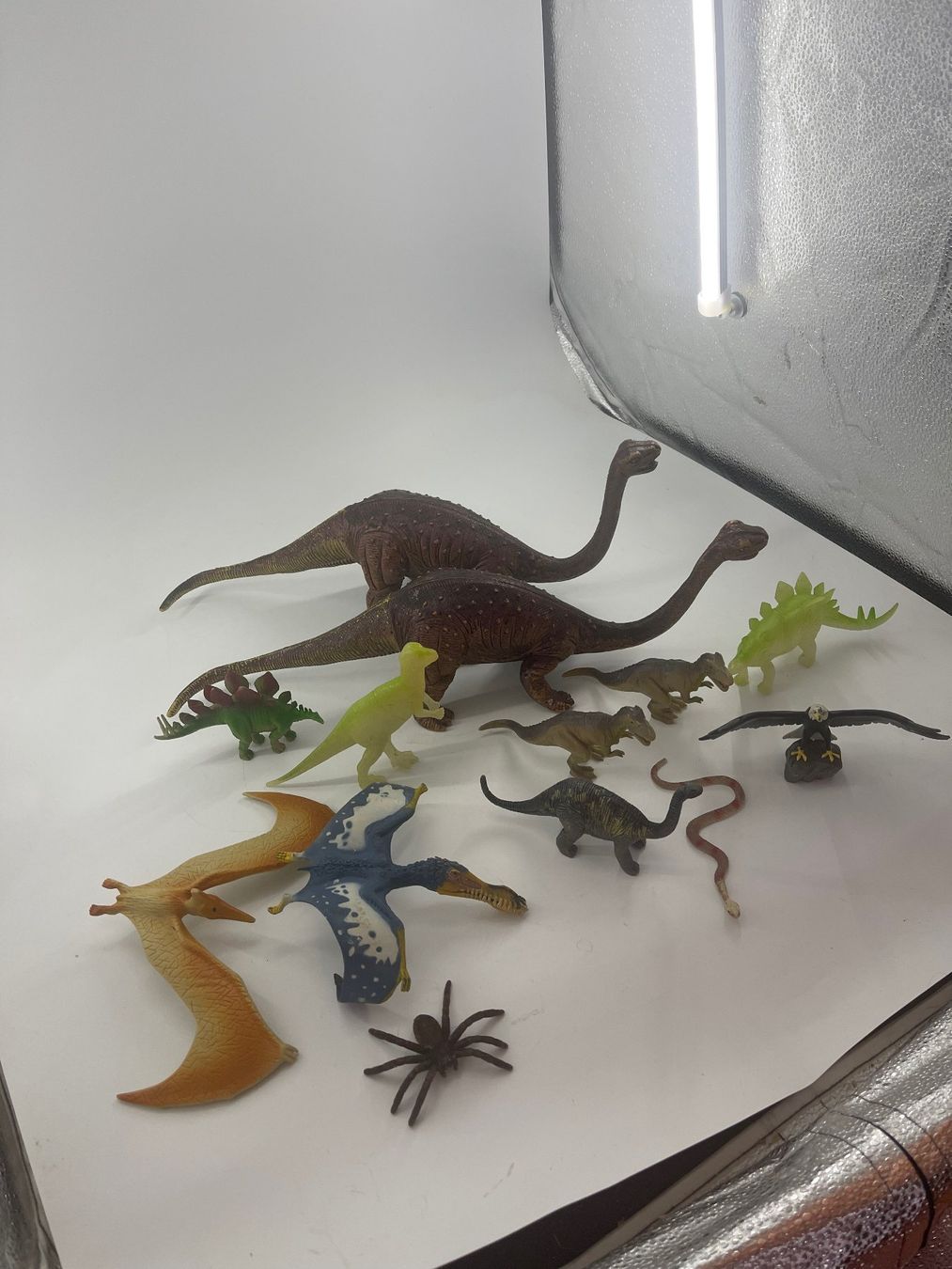Statuette: Dinosaurier  div. 13 Teile – Usato da wasterkingen venduto da gotrob 1