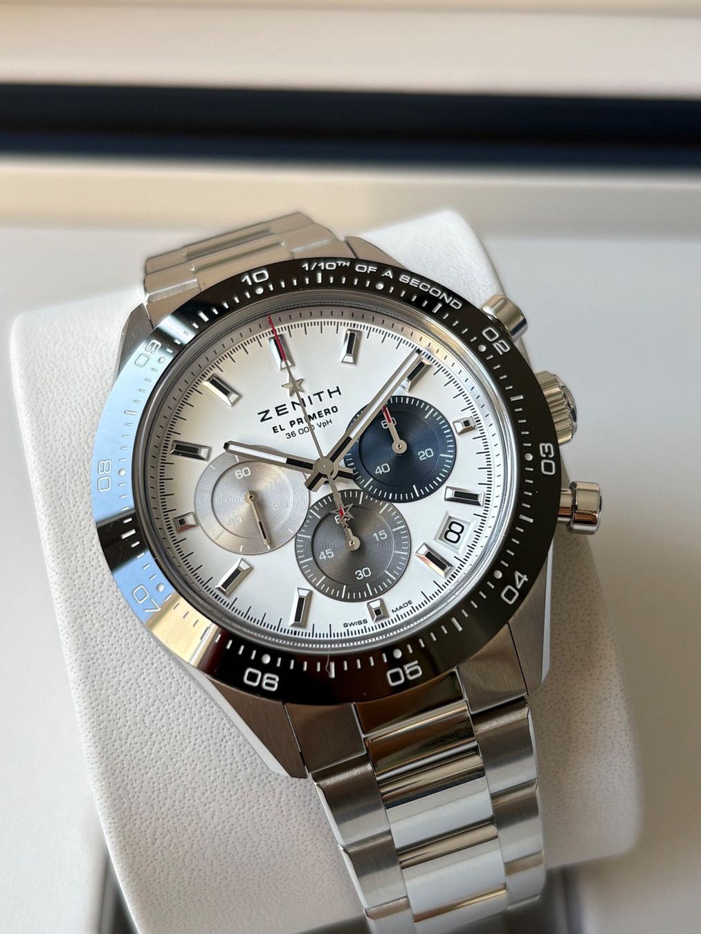 Zenith Montres: ZENITH Chronomaster Sport Fullset mit Garantie – D'occasion à Birsfelden par Mynos 1