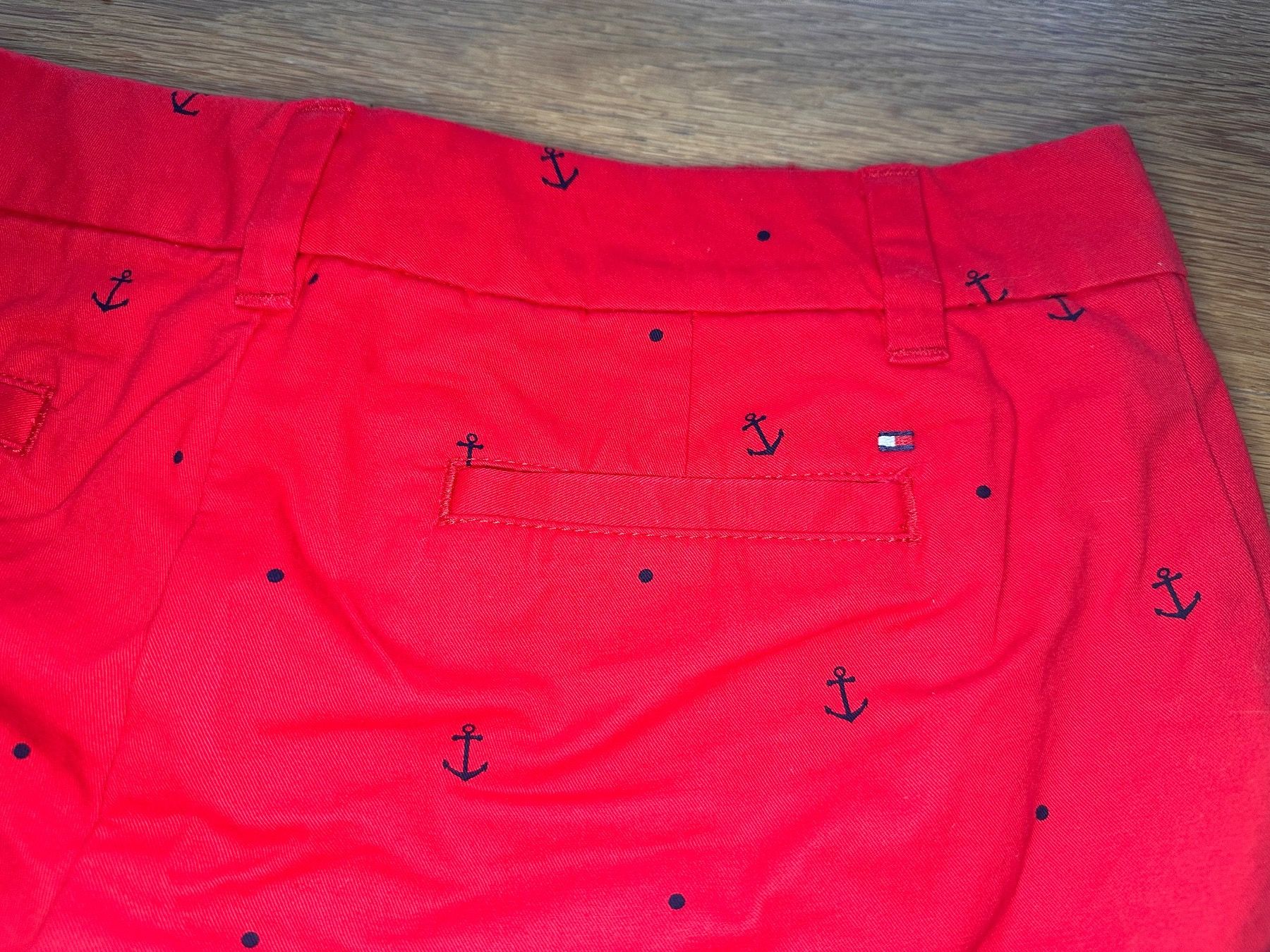 Tommy Hilfiger Pantalons: Tommy Hilfiger Shorts mit Anker s – D'occasion à Pfaffhausen par Klaras_second_hand 4