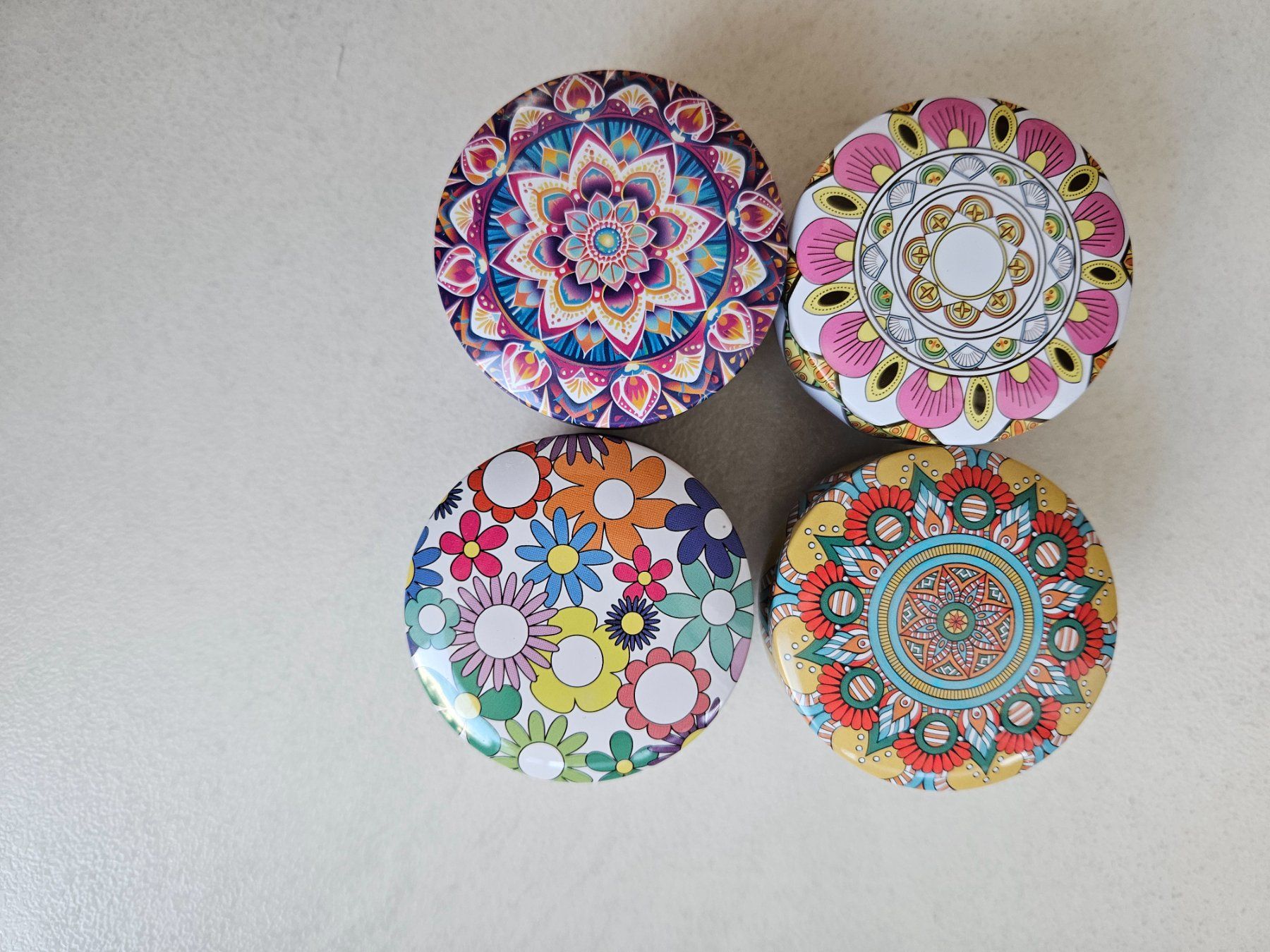 Candele: Duftkerzen Mandala 4.Stk in Dosen – Nuovo e nell'imballaggio originale da Oftringen venduto da Mrg3