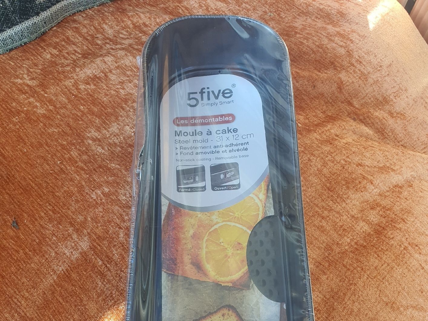 Teglie da forno: Moule à cake à charnière 31x12cm .Neuf – Nuovo e nell'imballaggio originale da DUGNY (-Leytron) venduto da Rdeny