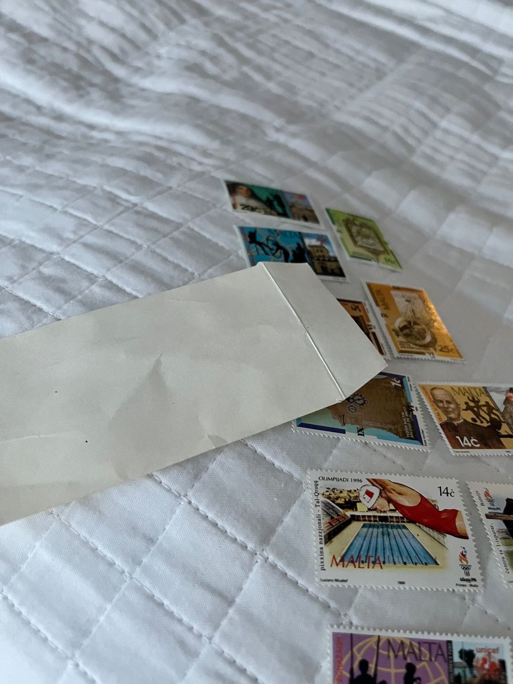 Tutti i francobolli: Briefmarken Malta – Nuovo e nell'imballaggio originale da Zürich venduto da engebrunau