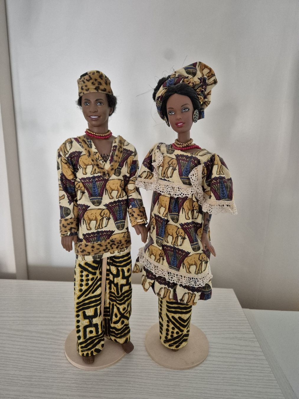 Bambole: Barbie et Ken création de Raymonde Cotture 2008 – Nuovo (secondo la descrizione) da Gland venduto da nad_h6lg
