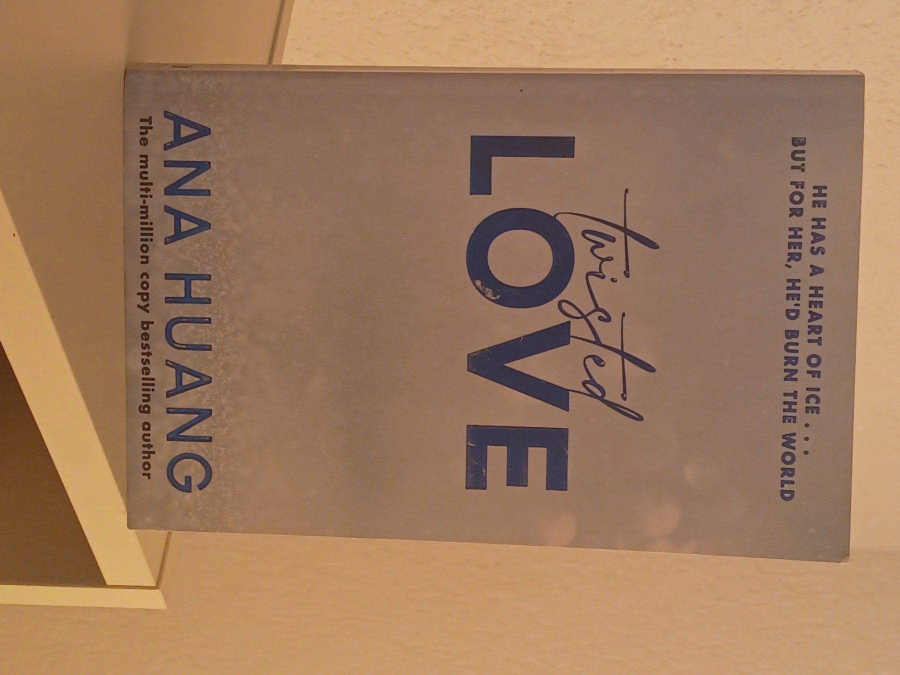 Livres: Twisted Love – Neuf (Voir description) à Birr par Andavil