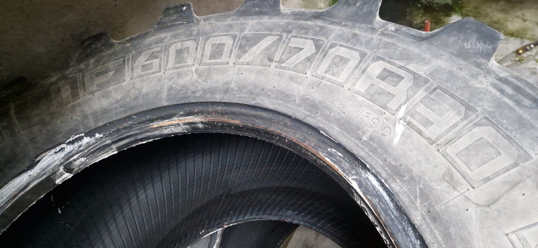 Michelin Pneumatici & Ruote complete: Traktorenpneu 600/70R30 – Usato da Bäretswil venduto da hans131 1