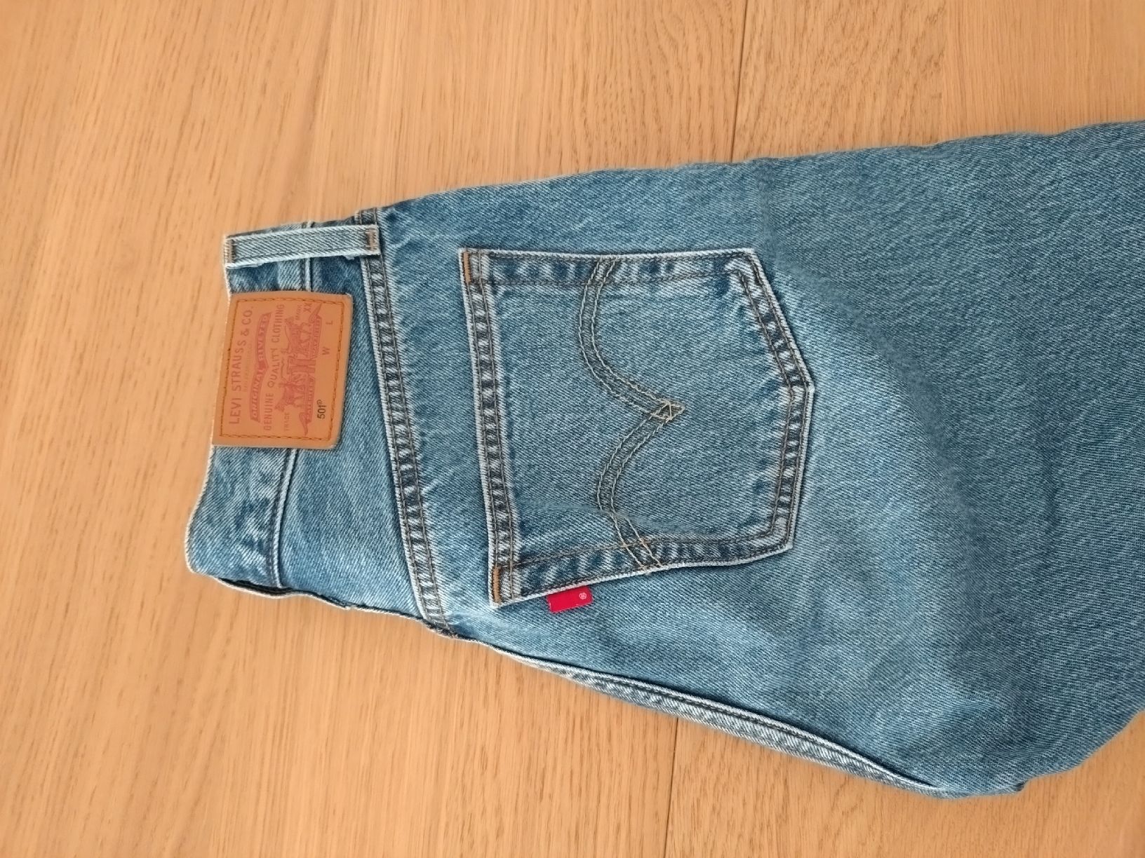 Levi's Jeans: Levi's 501 - W26 L30 – Nuovo (secondo la descrizione) da Zürich venduto da chi_7llx 1