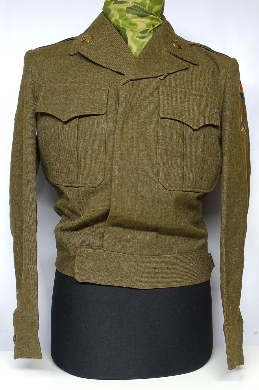Uniformi: US Army Uniform Ike Jacket  nach 2.Weltkrieg 7th Army – Usato da Kappelen venduto da Marmoe 1