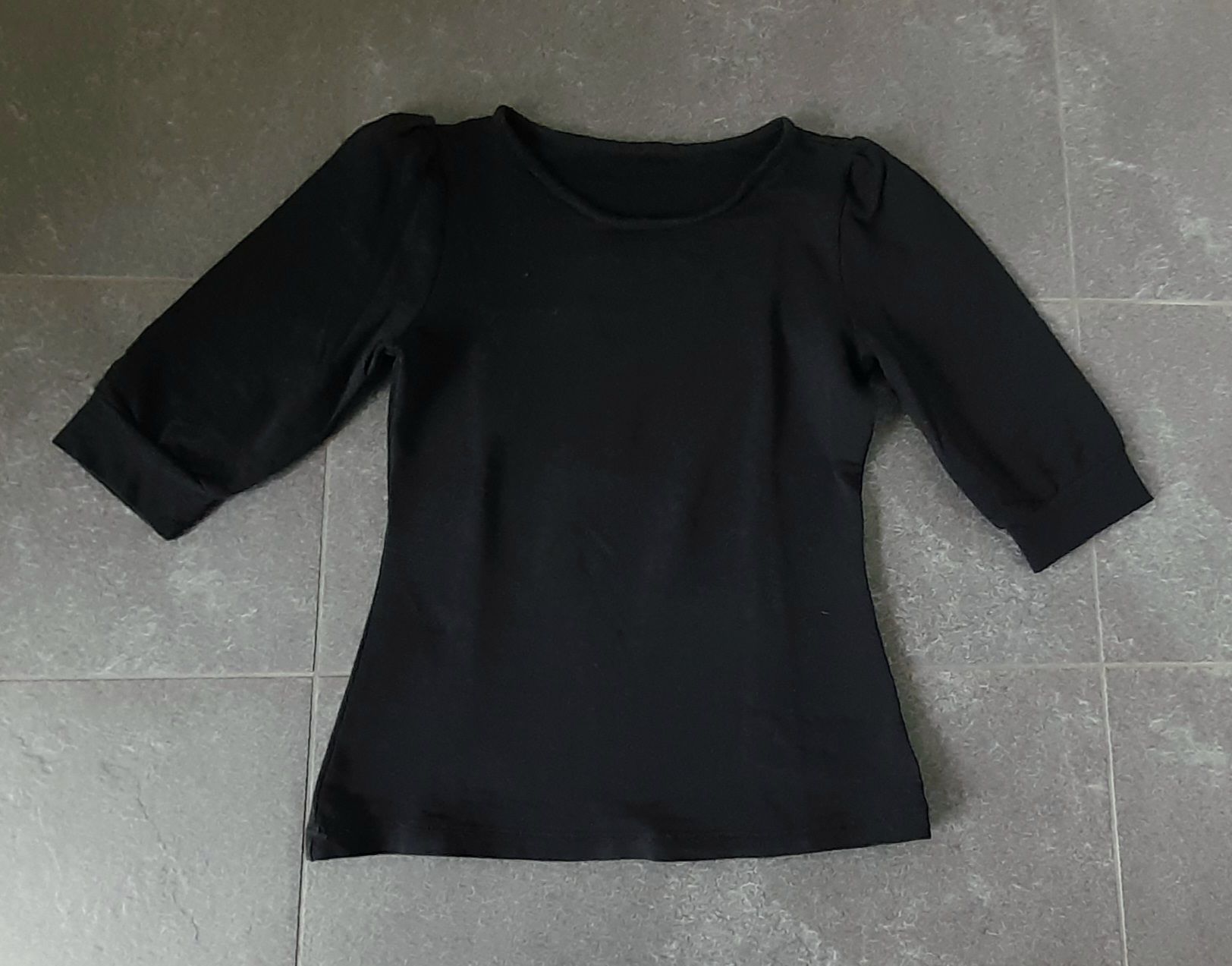Lotti di vestiti: Set Hose Please Jeans und Top mit Puffärmeln – Nuovo (secondo la descrizione) da Köniz venduto da Highlow 3