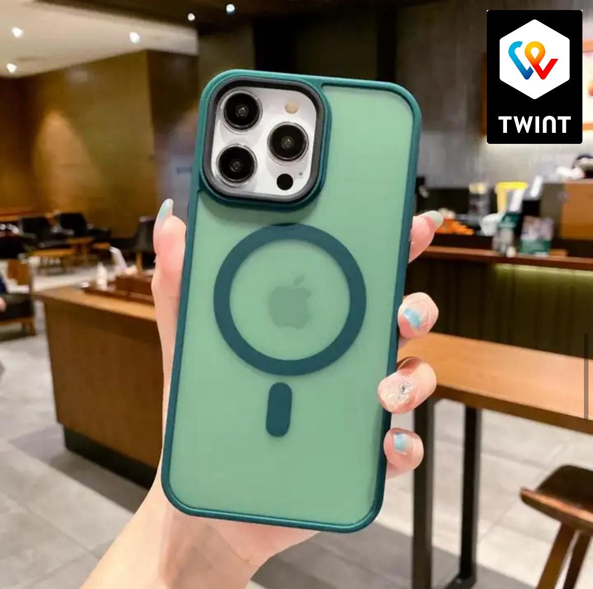 Covers & Schutzfolien: iPhone 14 Pro Case Grün – Neu und originalverpackt aus Zürich von swiss.tech