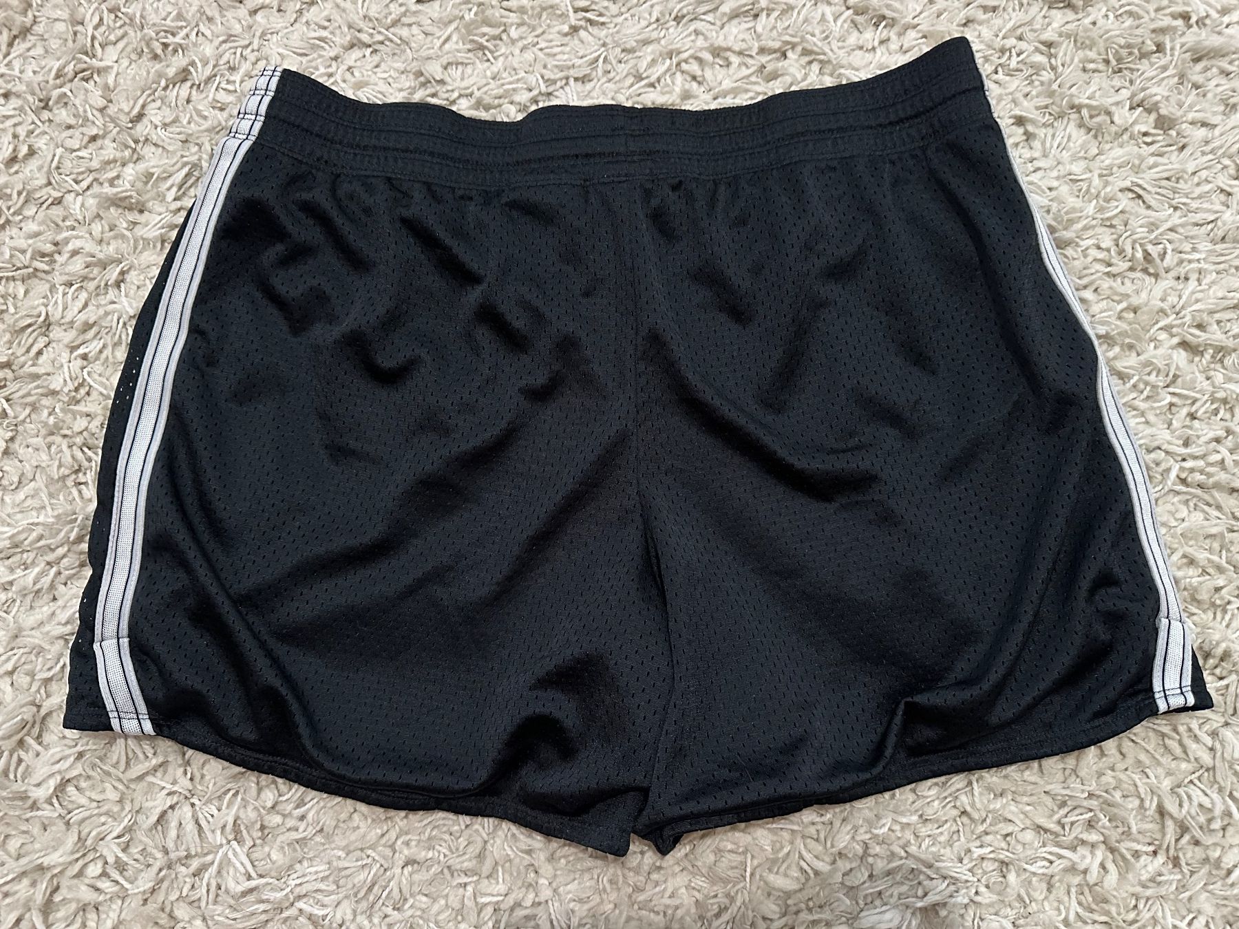 Nike Hosen: Nike Shorts Gr.M – Gebraucht aus Bern von BrandVilla 1
