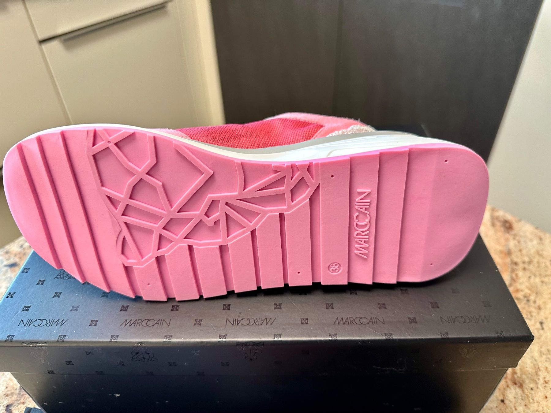 Marc Cain Scarpe da donna: MARC CAIN Sneakers / EU38 – Nuovo e nell'imballaggio originale da Spreitenbach venduto da Jessy8 3