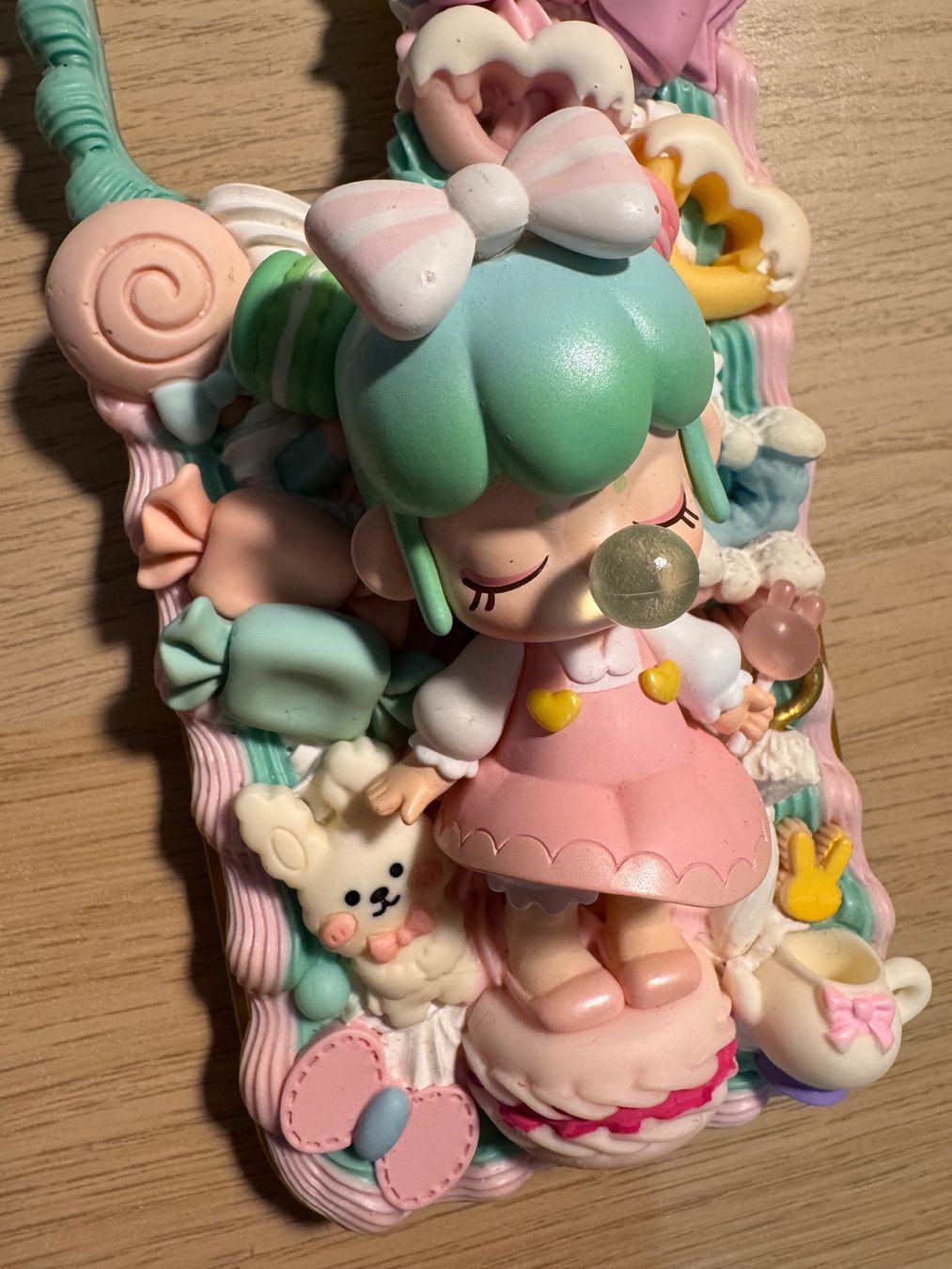 Cover & Protezioni schermo: DIY iPhone 12 Pro Silicon Case – Usato da Genève venduto da Ballpencase 1