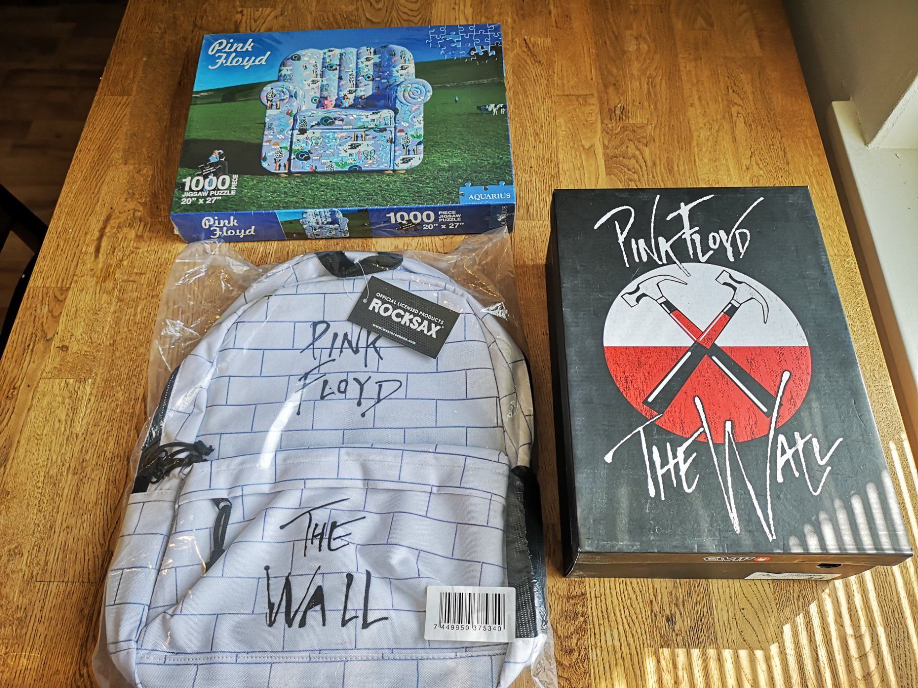 Zaini: Pink Floyd The Wall – Nuovo e nell'imballaggio originale da Widnau venduto da Steelworld