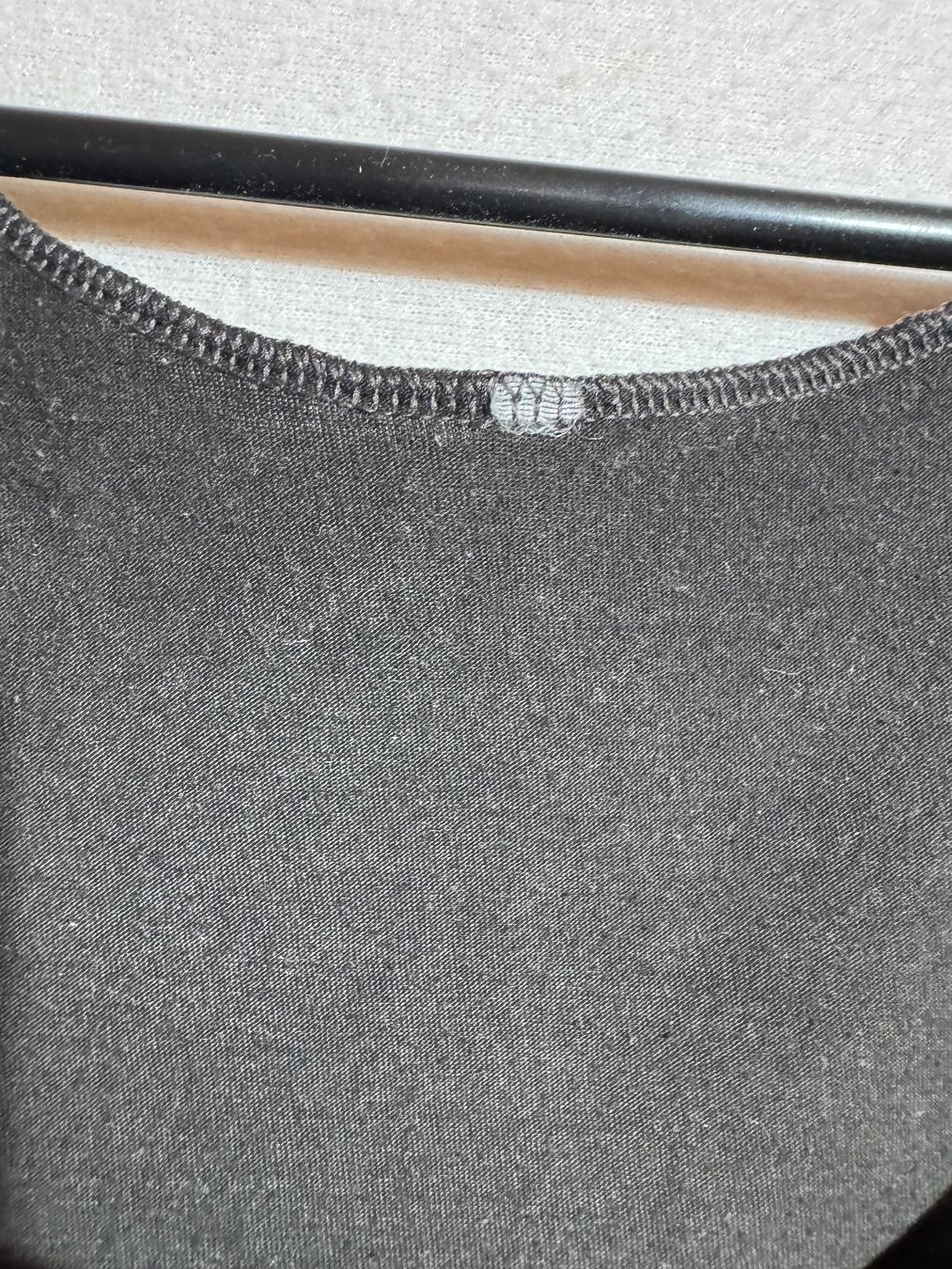 Top: Trägertop ca Gr. L – Usato da Grosswangen venduto da SALE_SALE_SALE 2