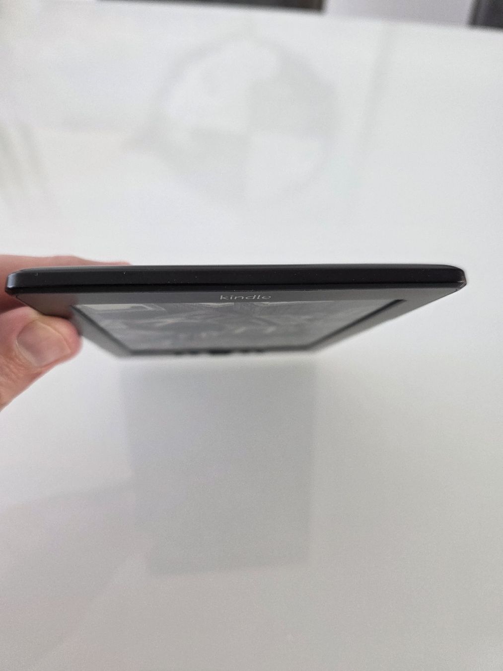 Amazon Tablettes PC: Amazon Kindle E-Reader sehr guter Zustand – D'occasion à Kriens par eldo1990 5