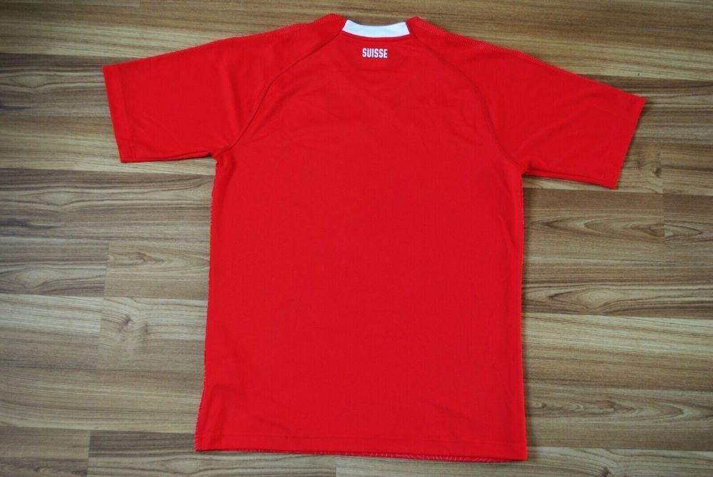 Schweizer Nati Maillots de corps & Pantalons: ORIGINAL SCHWEIZ NATI SAISON 2018/20 MAILLOT PUMA SVIZZERA S – Neuf (Voir description) à Zürich par TRIKOTKAISER 1