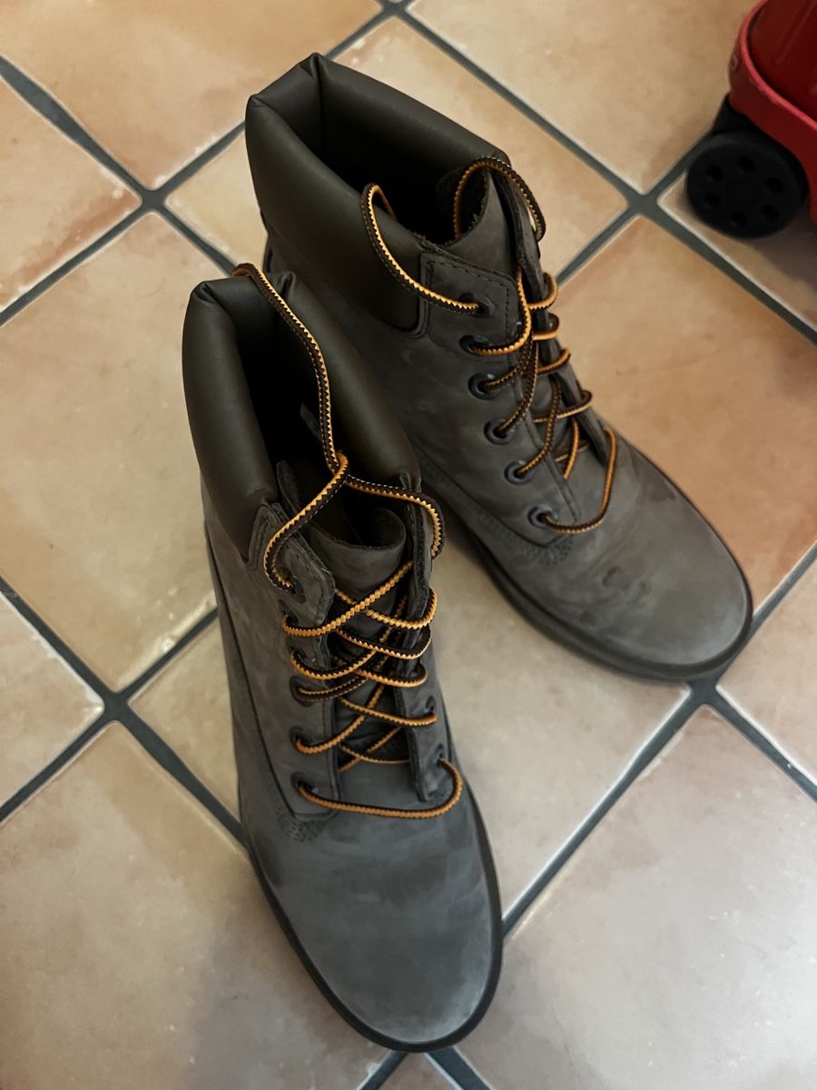 Damenschuhe: Timberland Boots – Gebraucht aus Lausanne von its_zl9h