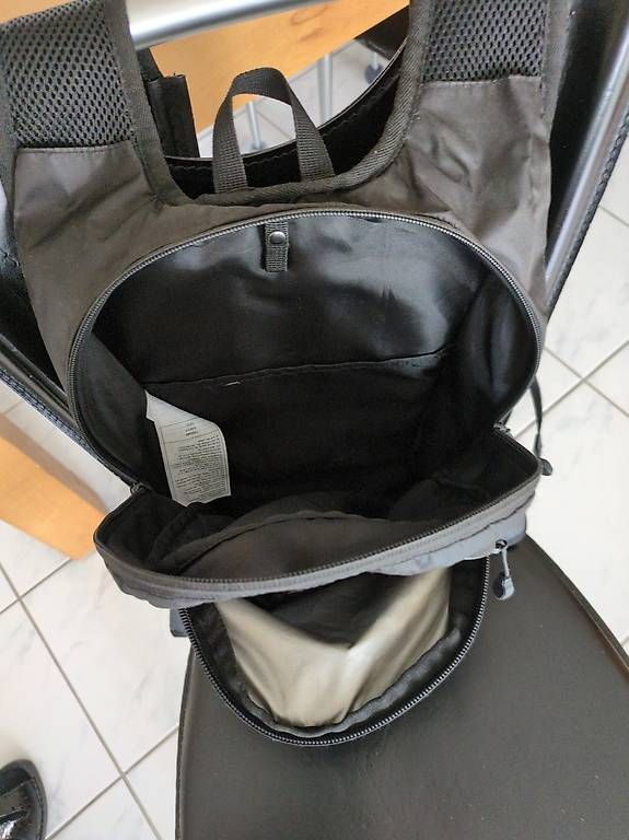 Zaini: Ultaleichter Laufrucksack – Usato da Zufikon venduto da Baum03 2