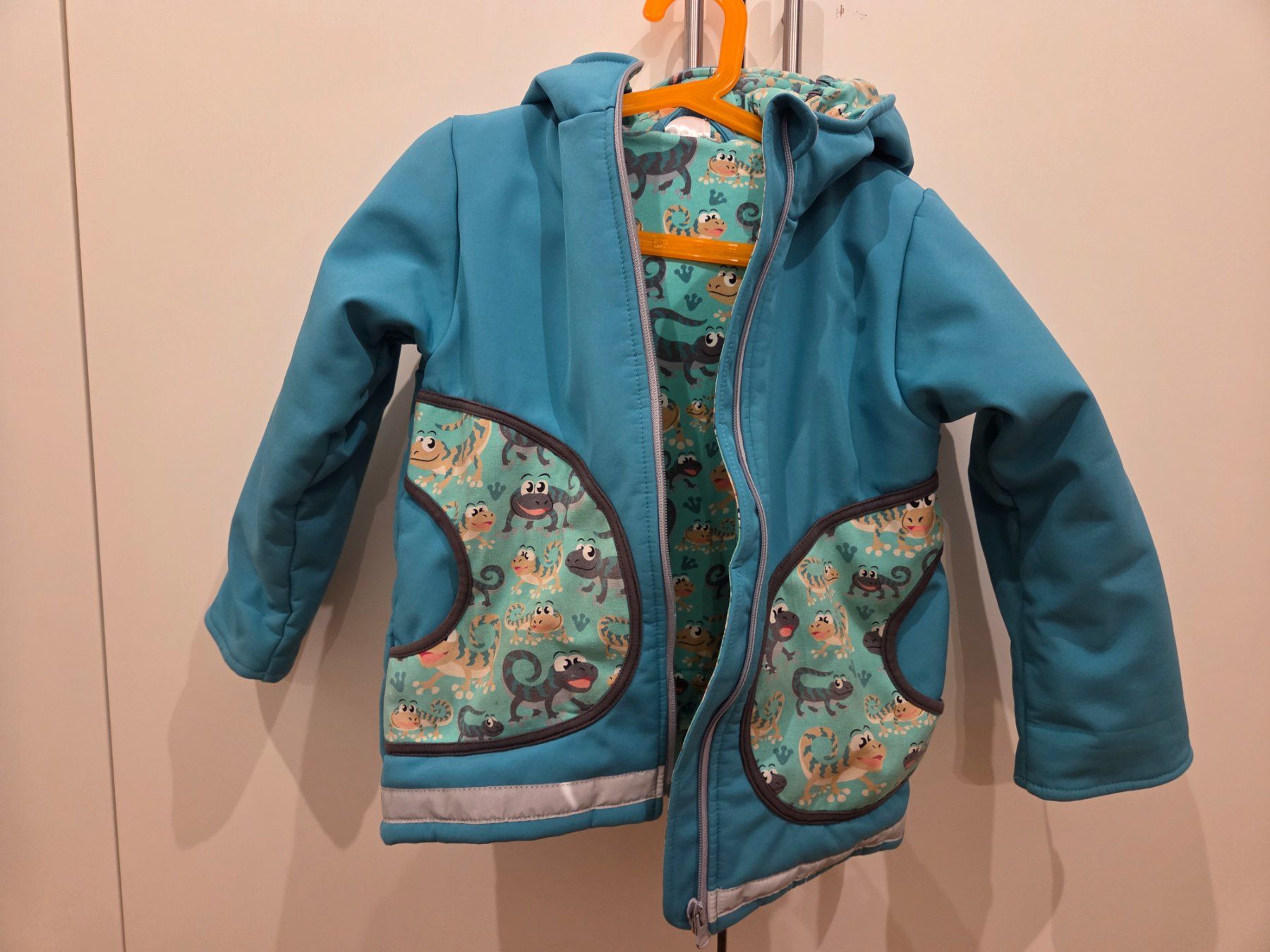 Giacche & Cappotti: Babauba Handmade Winter Softshelljacke Gr. 104 neuwertig – Nuovo (secondo la descrizione) da Heinrichswil venduto da frankie19860 2