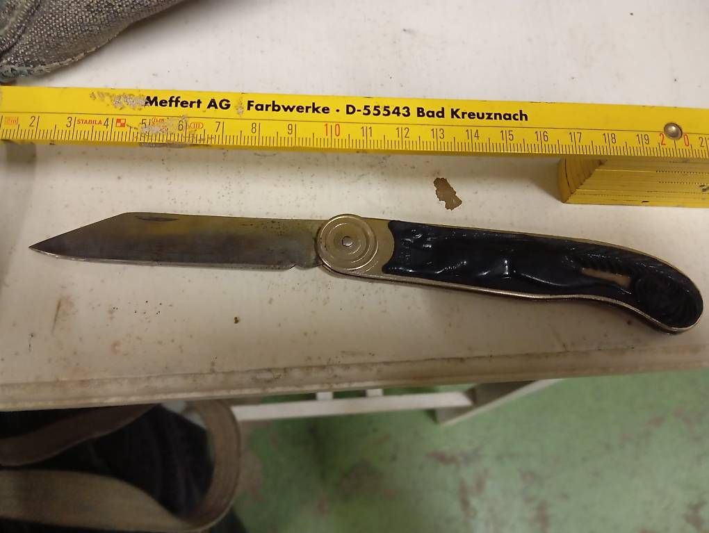 Coltelli tascabile: Russisches Taschenmesser – Usato da Basel venduto da Petergunn 1