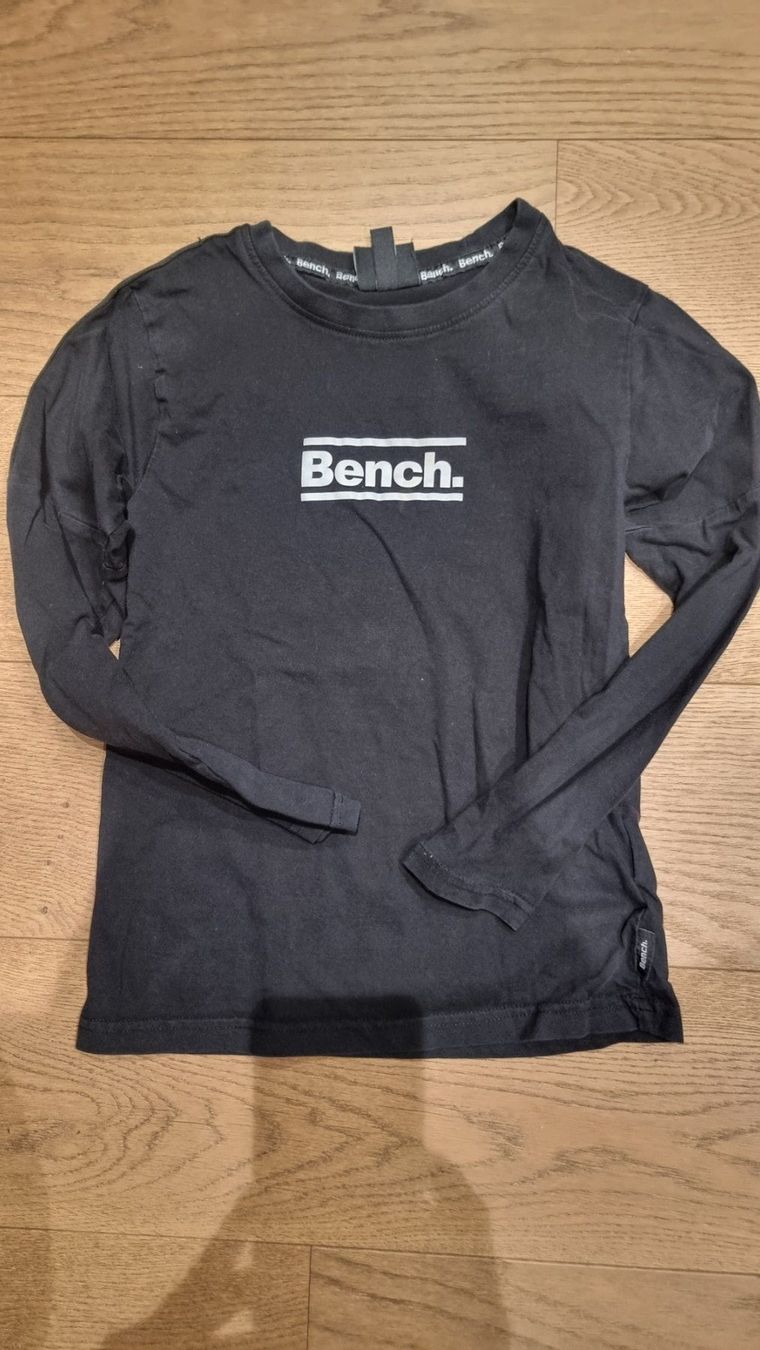 Bench Camicie, T-shirt & Polo: Bench Langarmshirt, 9-10 Jahre – Usato da Buttikon SZ venduto da Limo180